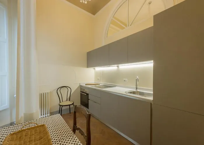Appartamento 4bdrm Elegant Apartm In Private Estate, Shared Swimmingpool, Maze Garden *