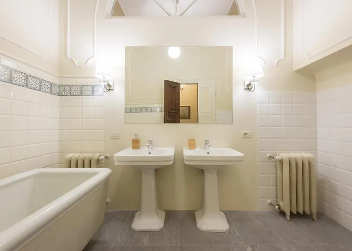 Appartamento 4bdrm Elegant Apartm In Private Estate, Shared Swimmingpool, Maze Garden